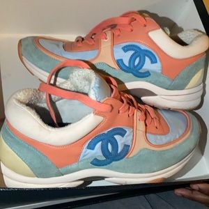 Chanel’s Cruise 2019 logo sneakers size 38